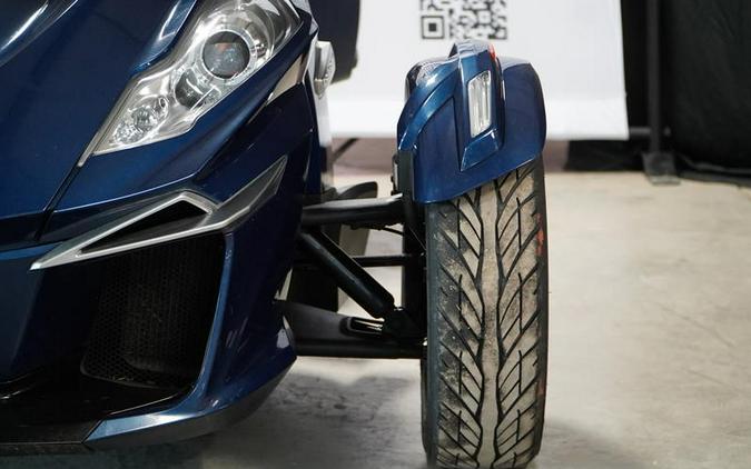 2016 Can-Am® Spyder® RT-S 6-Speed Semi-Automatic (SE6)