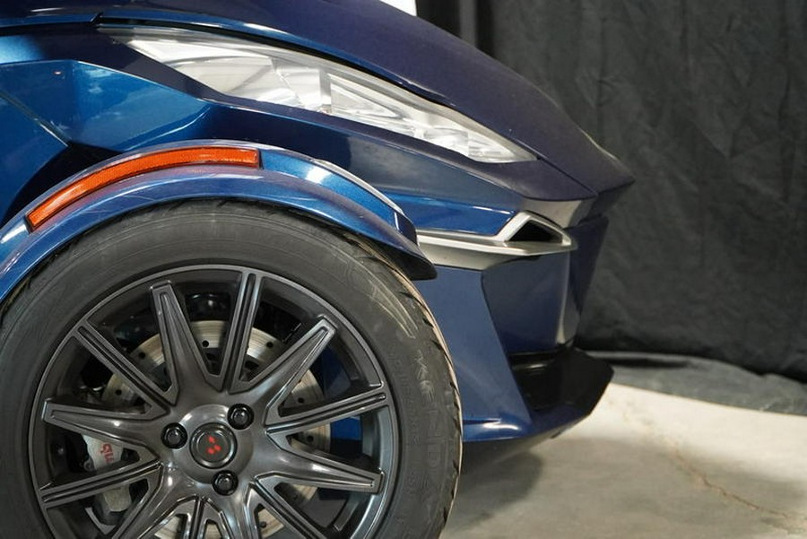 2016 Can-Am® Spyder® RT-S 6-Speed Semi-Automatic (SE6)