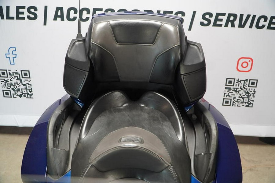 2016 Can-Am® Spyder® RT-S 6-Speed Semi-Automatic (SE6)