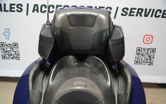 2016 Can-Am® Spyder® RT-S 6-Speed Semi-Automatic (SE6)