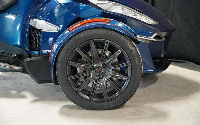 2016 Can-Am® Spyder® RT-S 6-Speed Semi-Automatic (SE6)