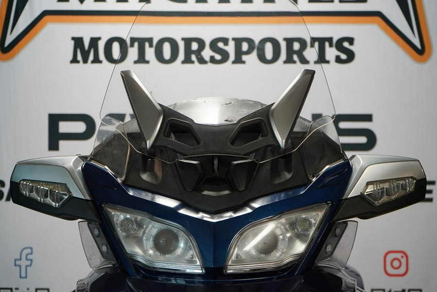 2016 Can-Am® Spyder® RT-S 6-Speed Semi-Automatic (SE6)