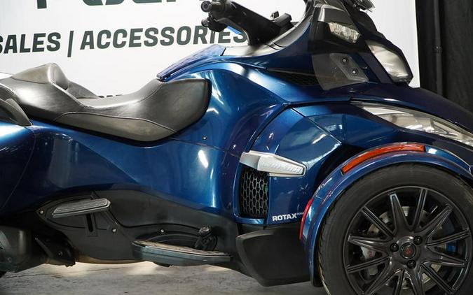2016 Can-Am® Spyder® RT-S 6-Speed Semi-Automatic (SE6)