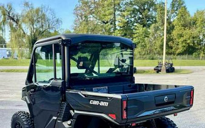 2026 Can-Am® Defender XT CAB HD11