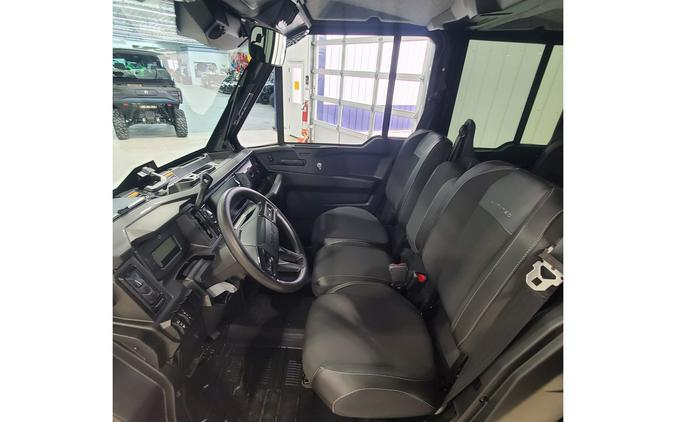 2026 Can-Am Defender MAX Limited HD11