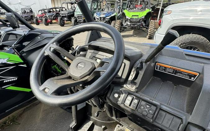 2023 Can-Am Defender XT HD10