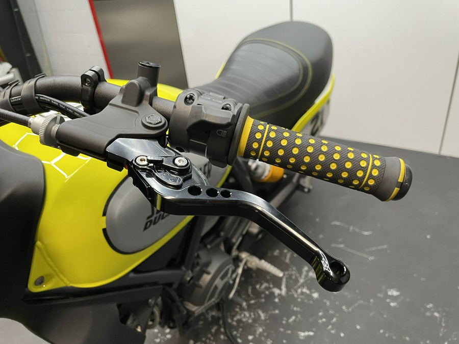 2016 Ducati Scrambler Flat Track Pro