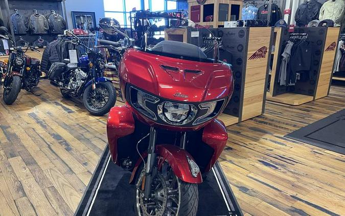 2024 Indian Motorcycle® Pursuit® Limited Sunset Red Metallic