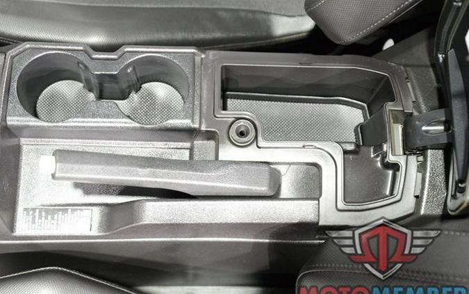 2024 Polaris Slingshot SLINGSHOT SLR Autodrive Slingshot Red Pearl