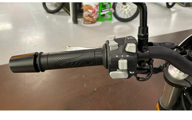 2023 QJMotor SRV 550