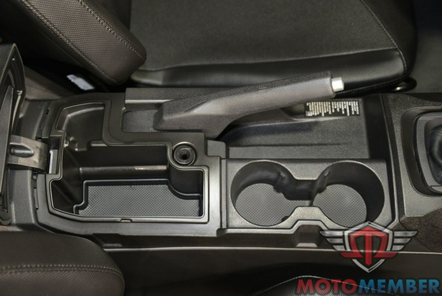 2024 Polaris Slingshot Slingshot S w/ Technology Package I Jet Black S W Technology Package I