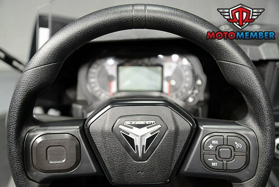 2024 Polaris Slingshot Slingshot S w/ Technology Package I Jet Black S W Technology Package I