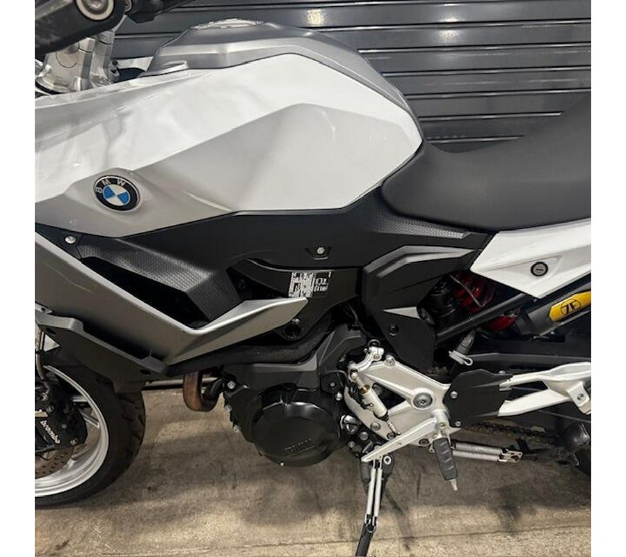 2023 BMW F 900 XR
