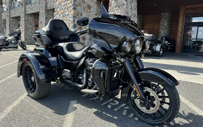 FLHTCUTG 2025 Tri Glide Ultra