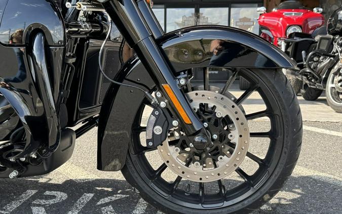 FLHTCUTG 2025 Tri Glide Ultra
