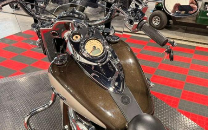 2024 Indian Motorcycle Springfield®