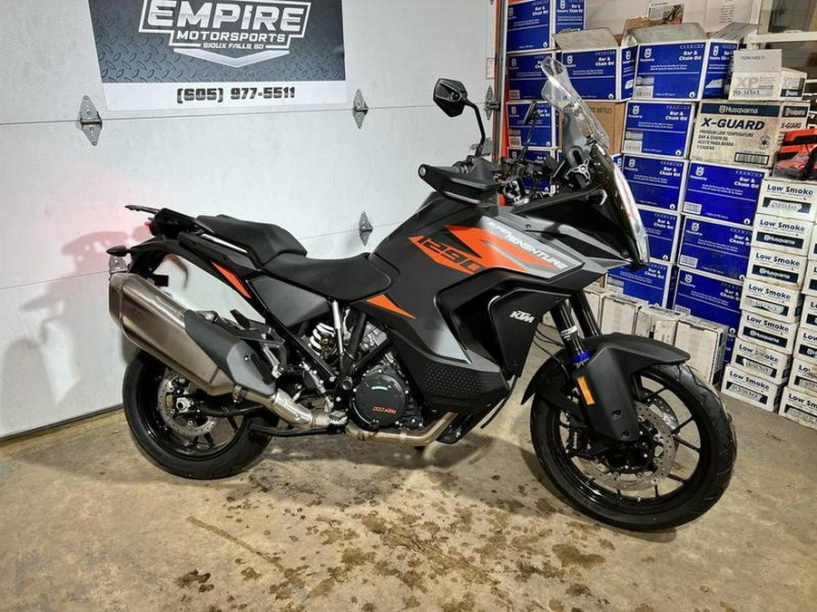 2023 KTM 1290 Super Adventure S