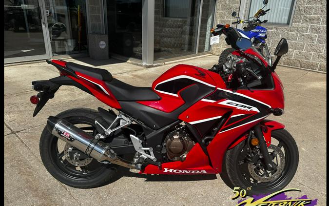 2019 Honda® CBR300R