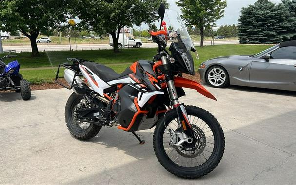 2022 KTM 890 Adventure R