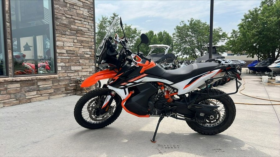 2022 KTM 890 Adventure R