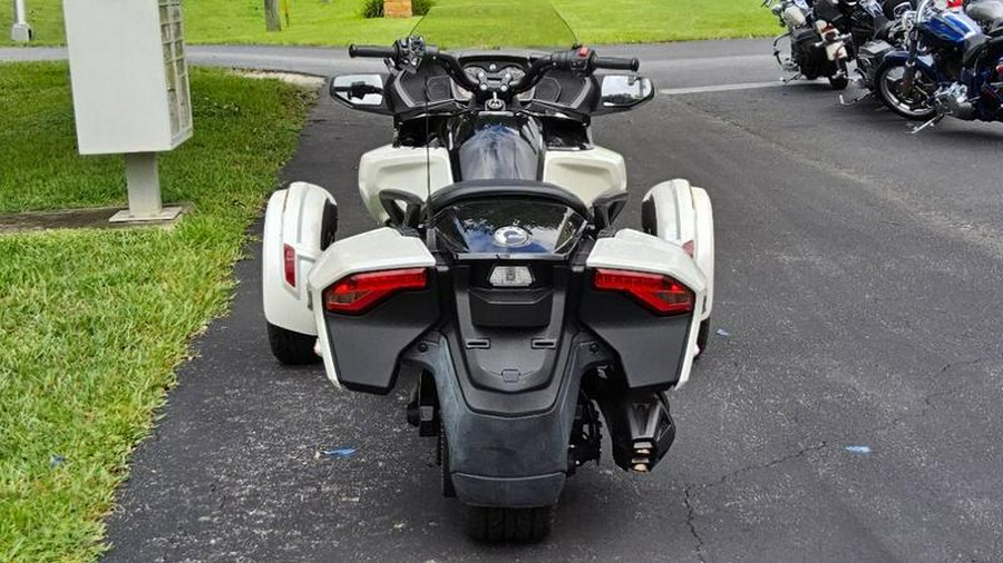 2017 Can-Am® Spyder F3t