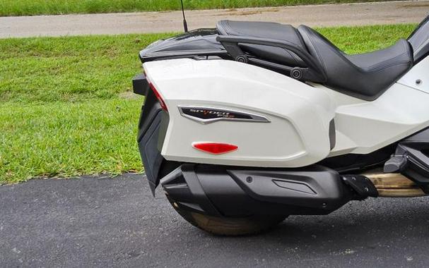 2017 Can-Am® Spyder F3t