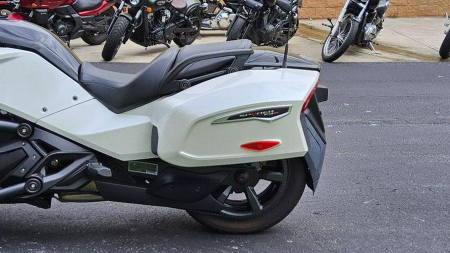 2017 Can-Am® Spyder F3t