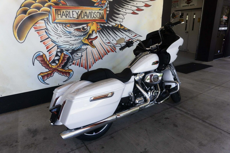 2024 Harley-Davidson Road Glide™ White Onyx Pearl