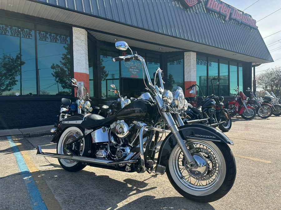 2016 Harley-Davidson Softail® Deluxe