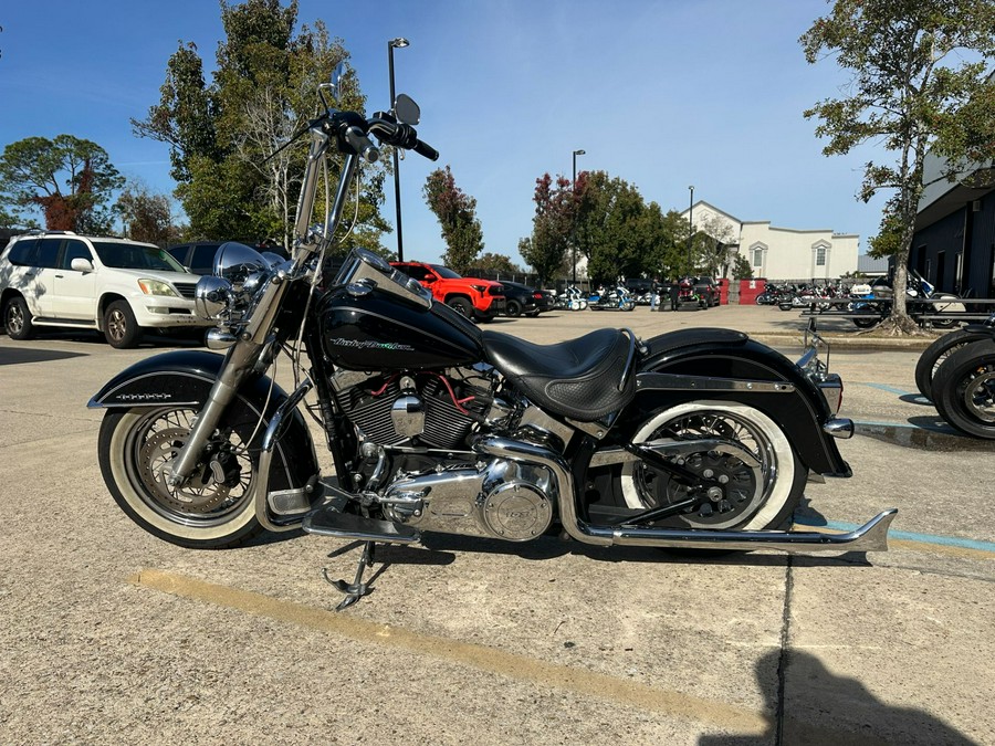 2016 Harley-Davidson Softail® Deluxe