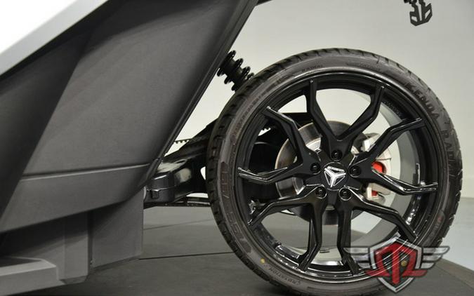 2024 Polaris Slingshot Slingshot S w/ Technology Package I Moonlight Whi S W Technology Package I