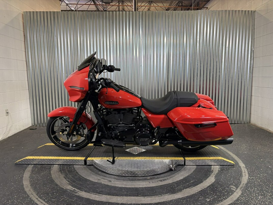 2026 Harley-Davidson Street Glide Blood Orange Black Trim