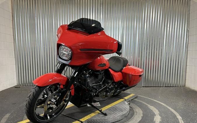 2026 Harley-Davidson Street Glide Blood Orange Black Trim