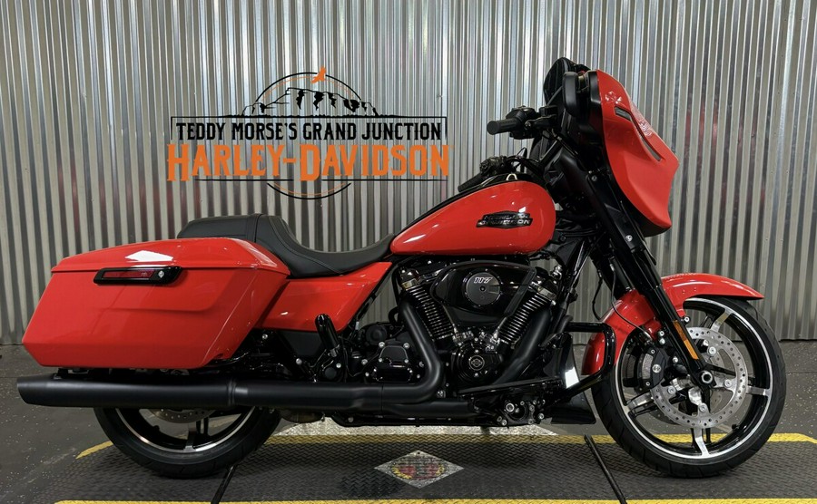 2026 Harley-Davidson Street Glide Blood Orange Black Trim