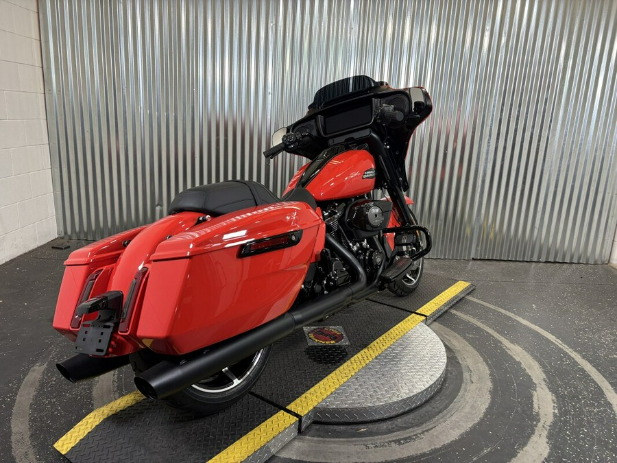2026 Harley-Davidson Street Glide Blood Orange Black Trim