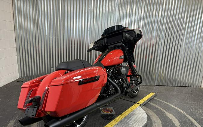 2026 Harley-Davidson Street Glide Blood Orange Black Trim