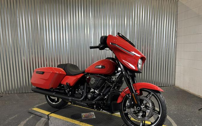2026 Harley-Davidson Street Glide Blood Orange Black Trim