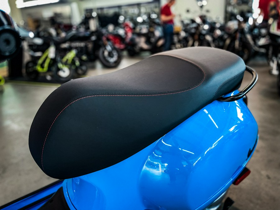 2027 VESPA GTS 310
