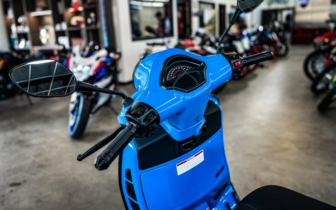 2027 VESPA GTS 310