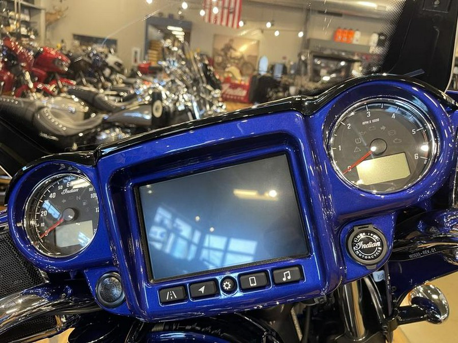 2024 Indian Motorcycle® Roadmaster® Limited with Powerband Audio Package Spirit Blue Metallic