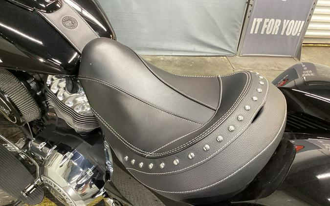 2023 Indian Chieftain Limited Black Metallic