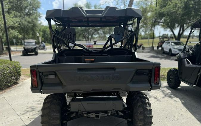 2025 Honda Pioneer 1000 Deluxe