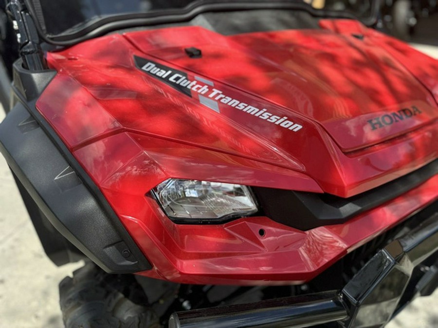 2025 Honda Pioneer 1000 Deluxe