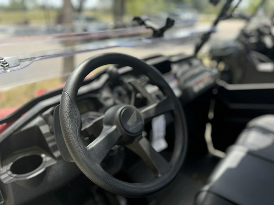 2025 Honda Pioneer 1000 Deluxe