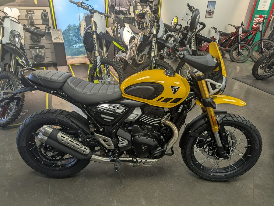 2026 Triumph Scrambler 400 XC
