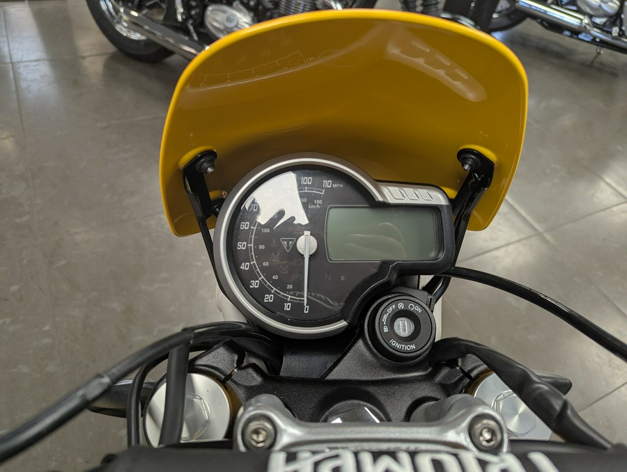 2026 Triumph Scrambler 400 XC