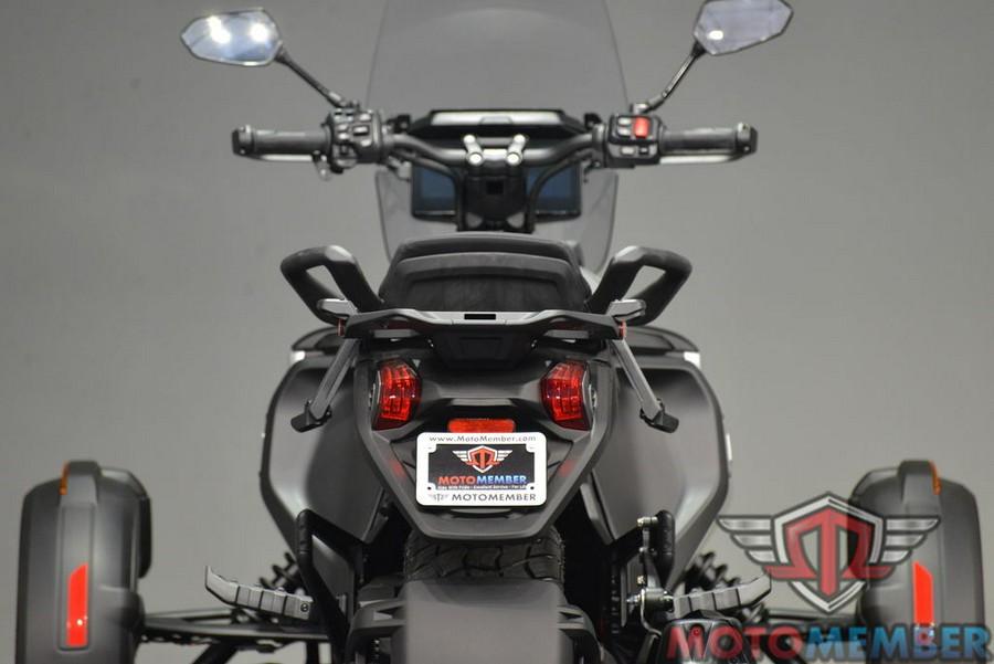 2026 Can-Am Canyon™ Base