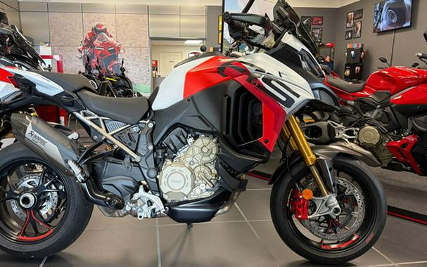 2025 Ducati Multistrada V4 RS
