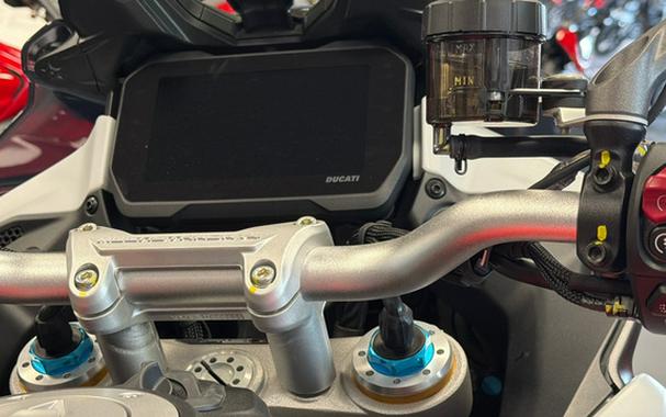 2025 Ducati Multistrada V4 RS