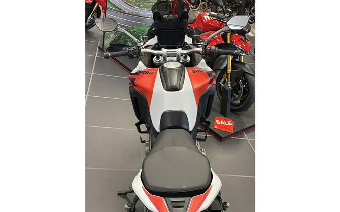 2025 Ducati Multistrada V4 RS